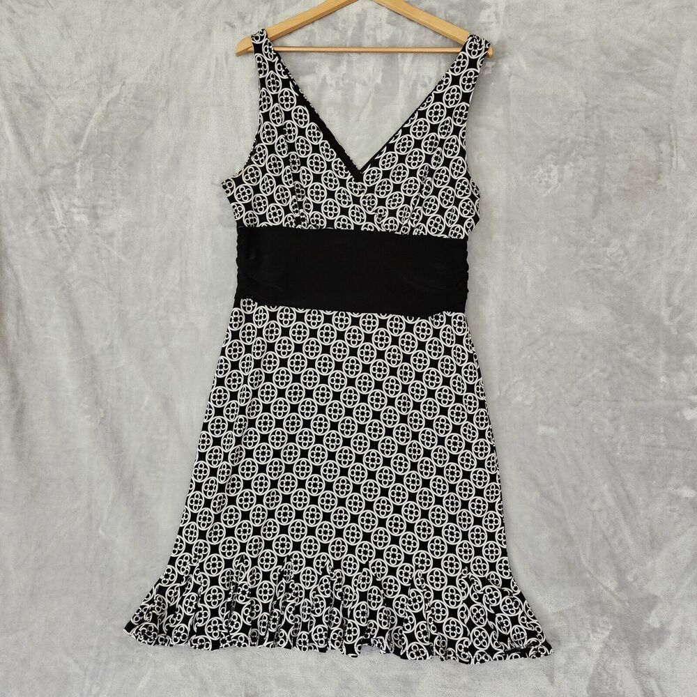 White House Black Market Dress Womens XL Ruffle Hem Empire Waist Stretch Knit